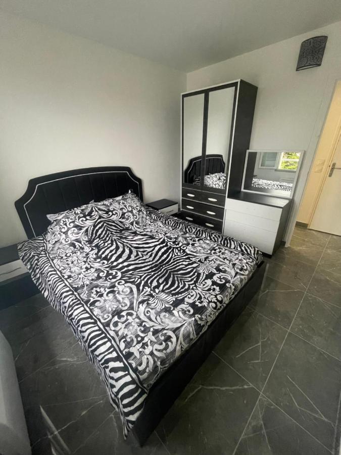 Appartement Lagny Sur Marne Disneyland Paris ภายนอก รูปภาพ
